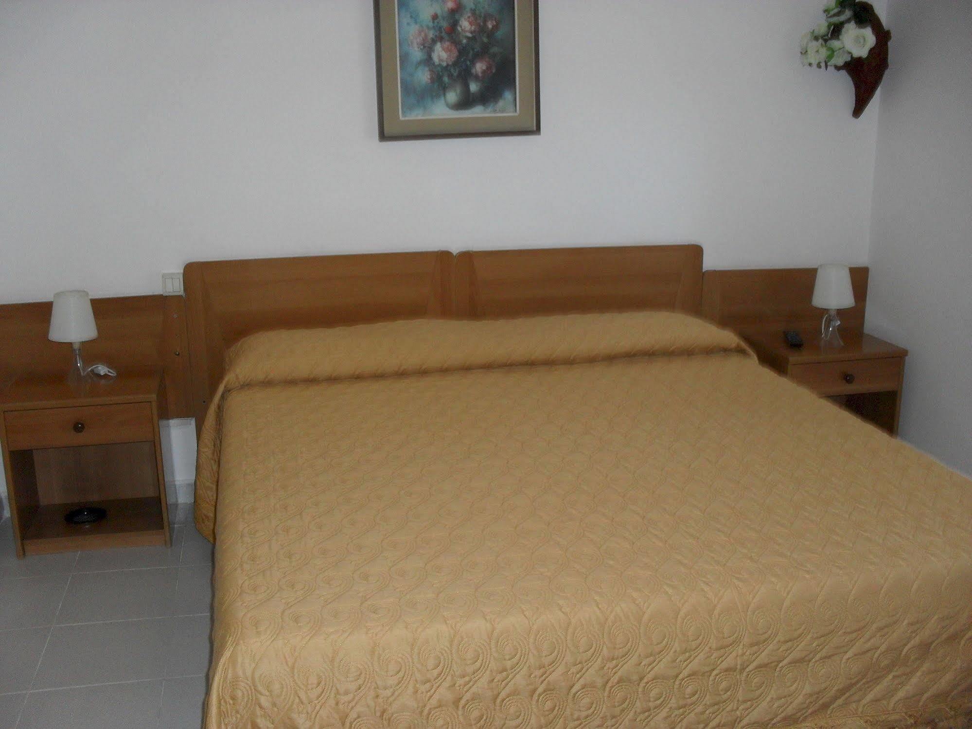 Al Caminetto Hotel Aosta Bagian luar foto